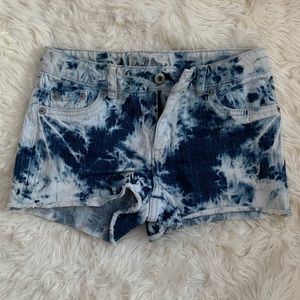 Levi’s shorts
